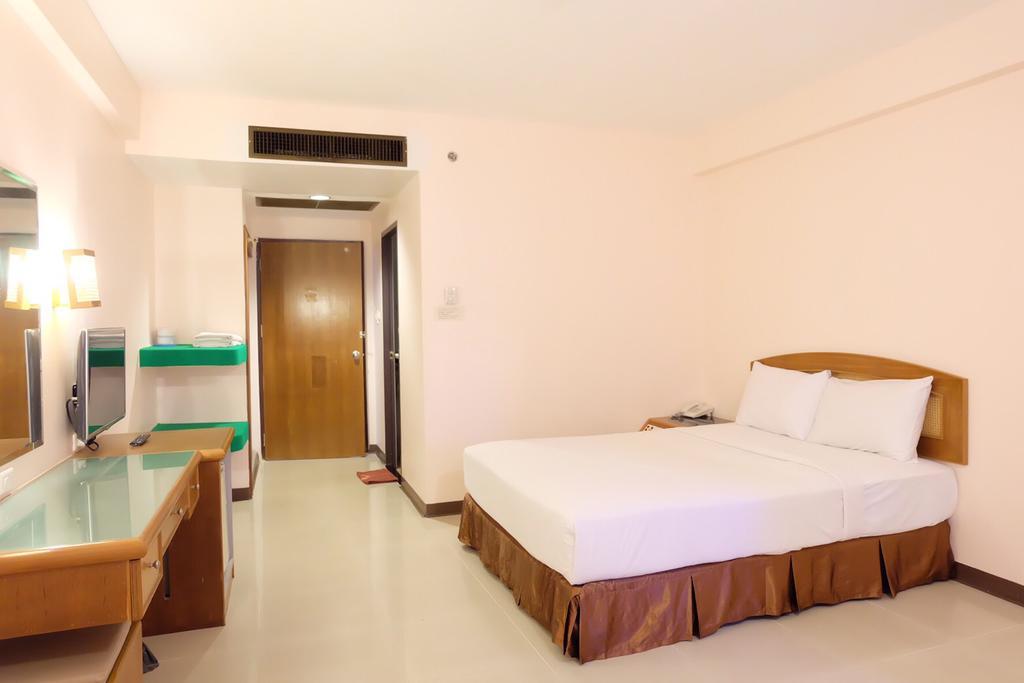 Chudchada Place Hat Yai Exterior photo
